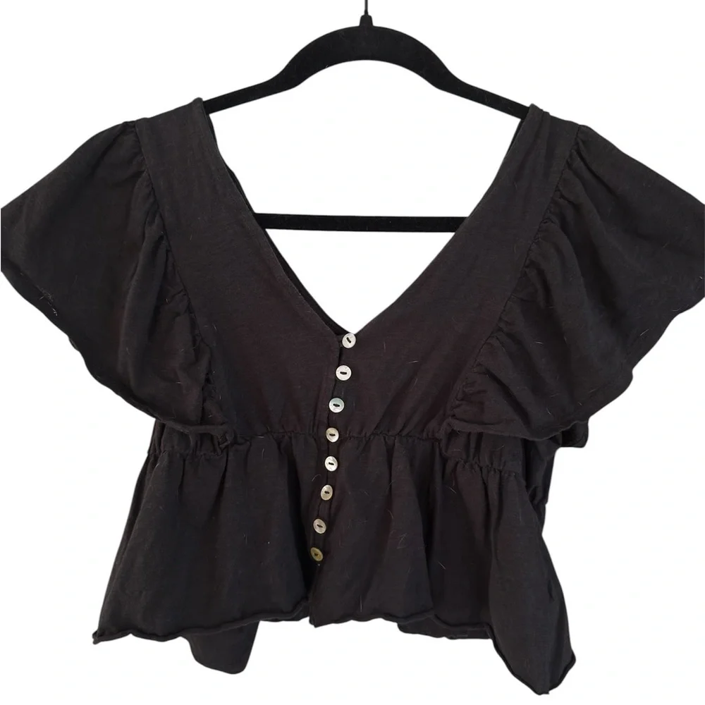 Forever 21 Black V-Neck Ruffle Sleeve Top - Picture 2 of 3